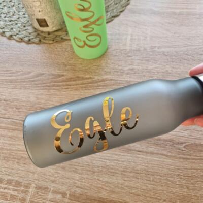 Veepudel (plastik) nimega