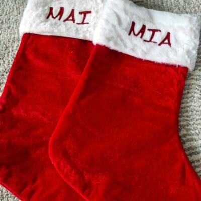 Jõulusokk nimega (klassikaline)