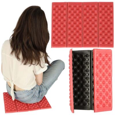 Kokkupandav vahtmatt turistide istumiseks punane